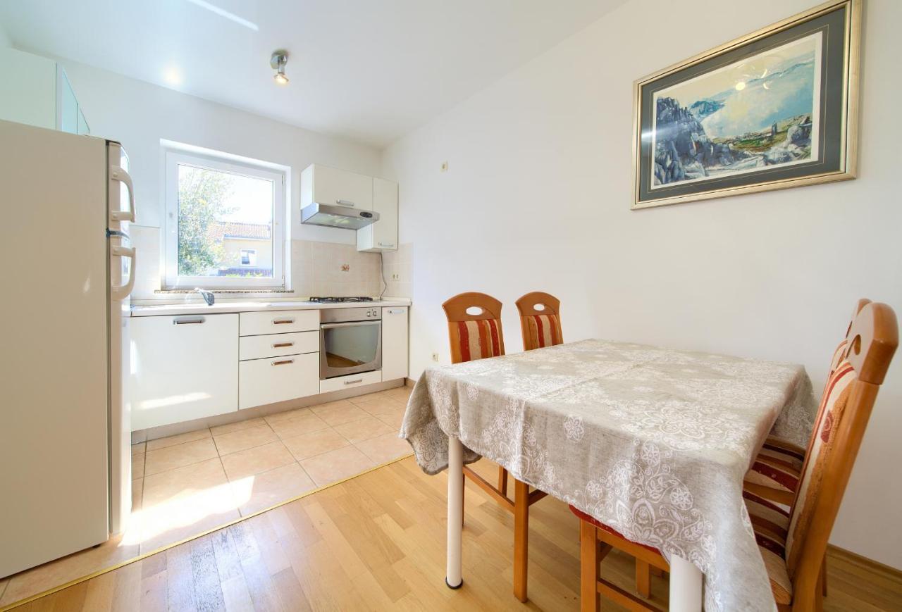 Apartament Happy Point Krk Town Zewnętrze zdjęcie