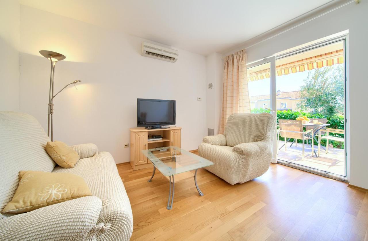 Apartament Happy Point Krk Town Zewnętrze zdjęcie