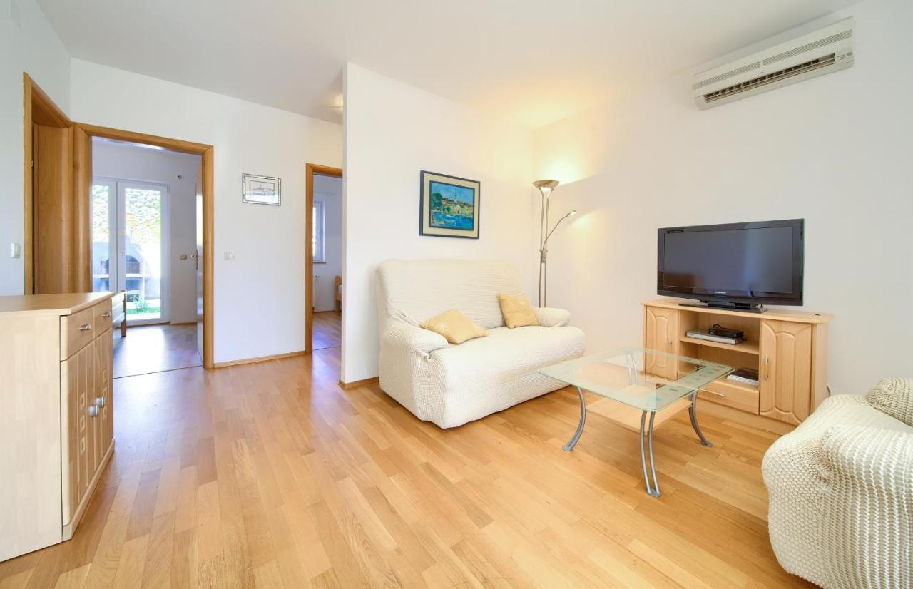 Apartament Happy Point Krk Town Zewnętrze zdjęcie